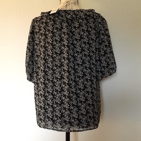 LOFT Tiered Ruffle Collar Puff Sleeve Lace-up Blouse - Picture 3 of 7